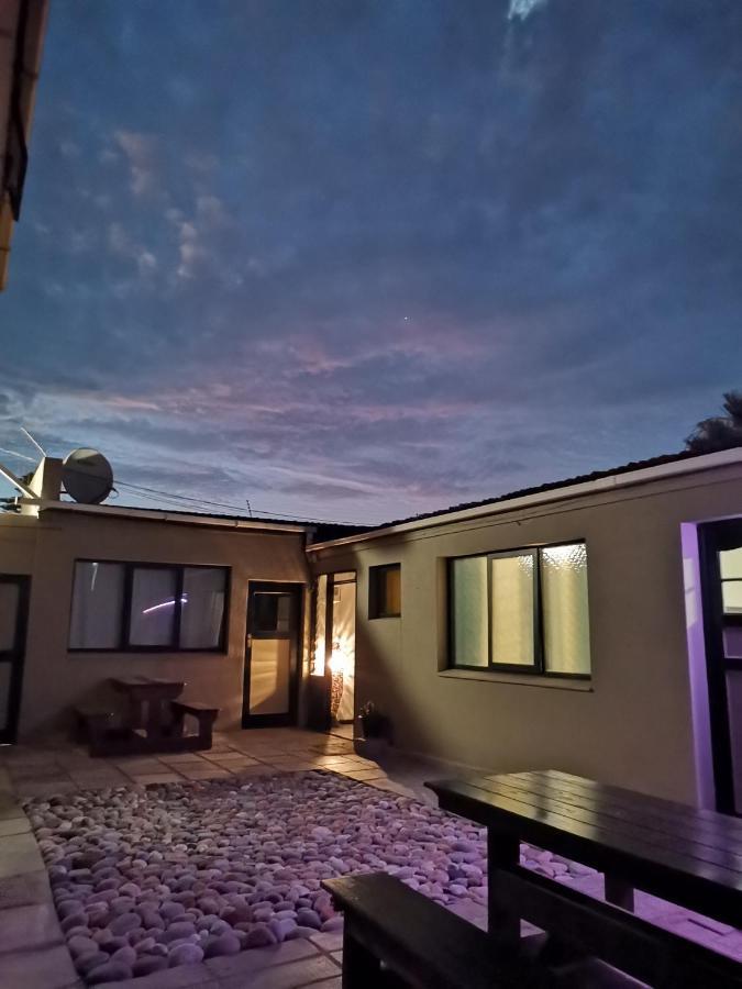 Desert Villas Свакопмунд Экстерьер фото